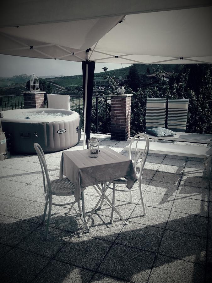 La Terrazza Del Barbaresco Bed & Breakfast Neviglie Bagian luar foto