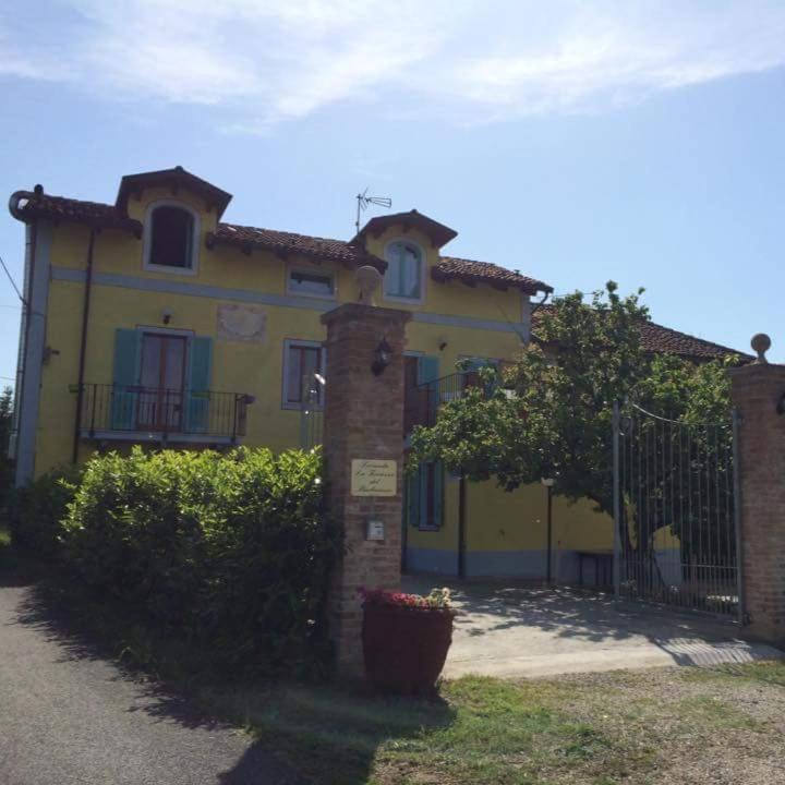 La Terrazza Del Barbaresco Bed & Breakfast Neviglie Bagian luar foto